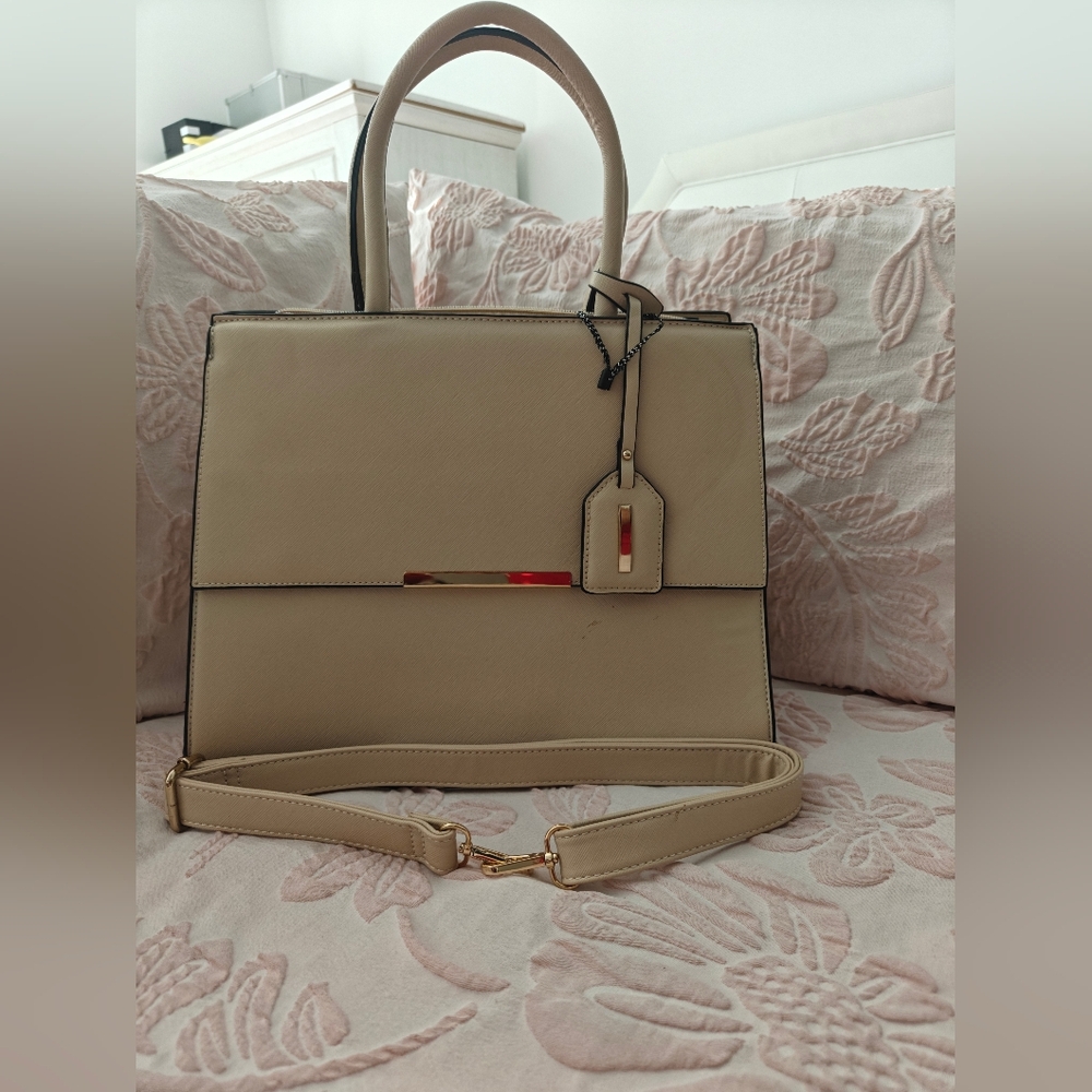 Elegant Cream Women's Handbag